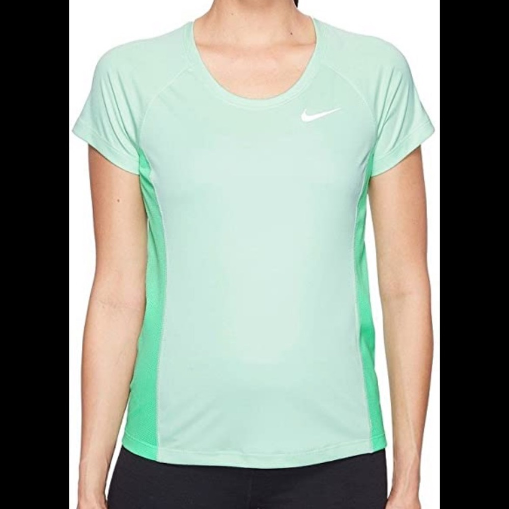 Nike Medium Mint Green Athletic T-Shirt